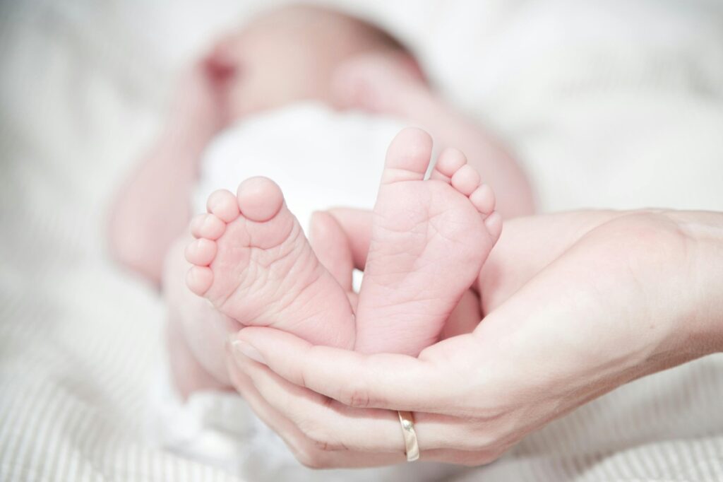 Ways to Wake Up a Sleeping Baby for Feeding